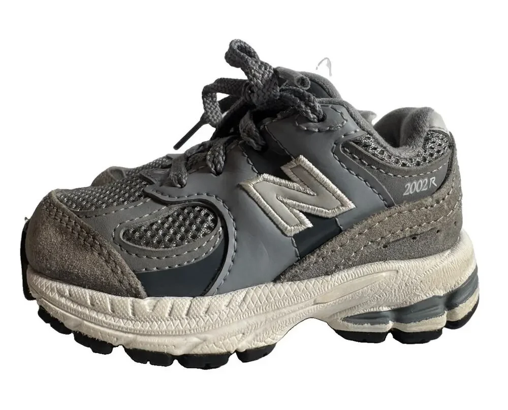 New Balance 2002R Gray Sneakers Shoes US 5 Suede Mesh Running Lifestyle